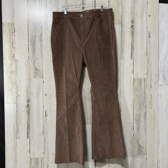 Old Navy Corduroy Brown Fit & Flare Pants - Picture 2 of 11